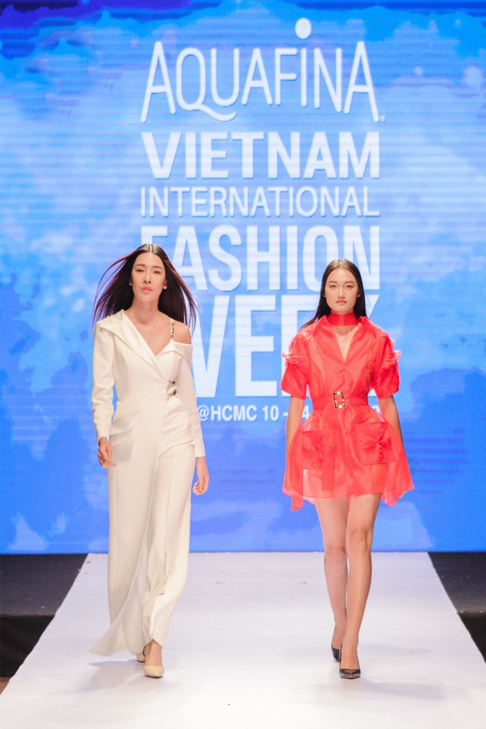 Thiết kế nhá hàng của Vespa by Lý Giám Tiền tại họp báo AVIFW SS2019