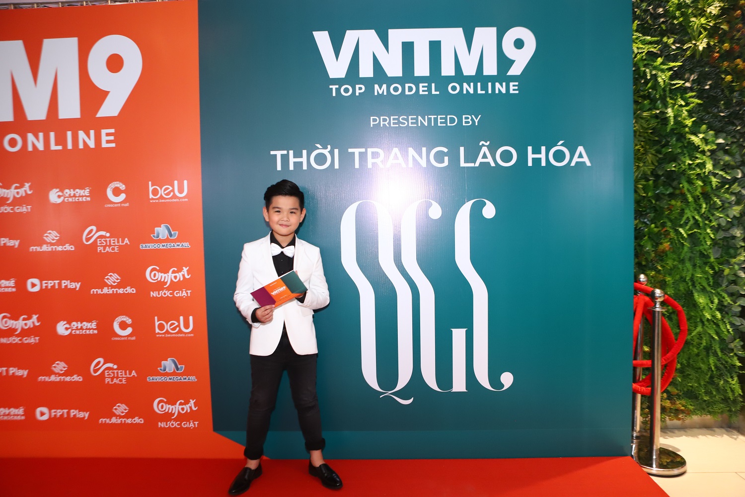 CÁC THÍ SINH MODEL KID ĐỔ BỘ THẢM ĐỎ FINAL WALK TOP MODEL ONLINE(6)