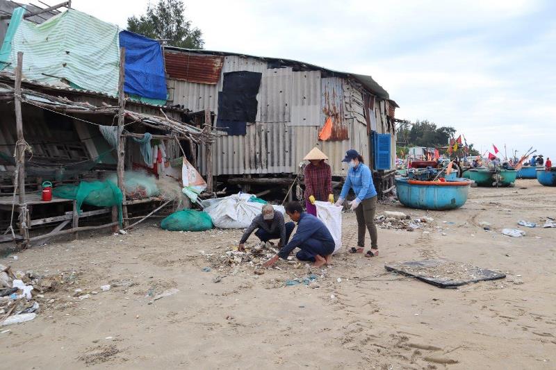 The Body Shop Beach Clean up 2019 4 Dọn sạch hơn 1 tấn rác tại bãi biển Long Hải cùng The Body Shop