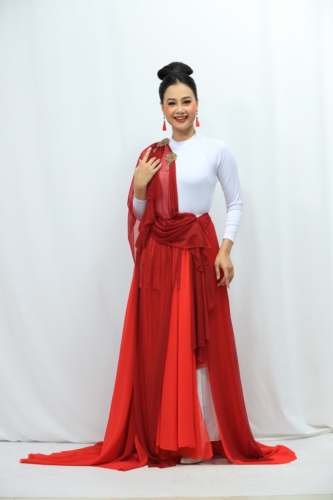 Thi sinh Ha Thuy Anh (7)