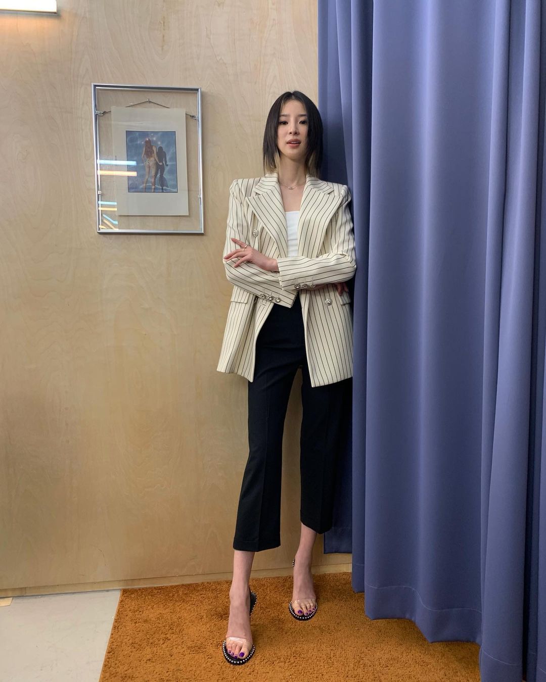 quần dài ống loe lửng kết hợp blazer