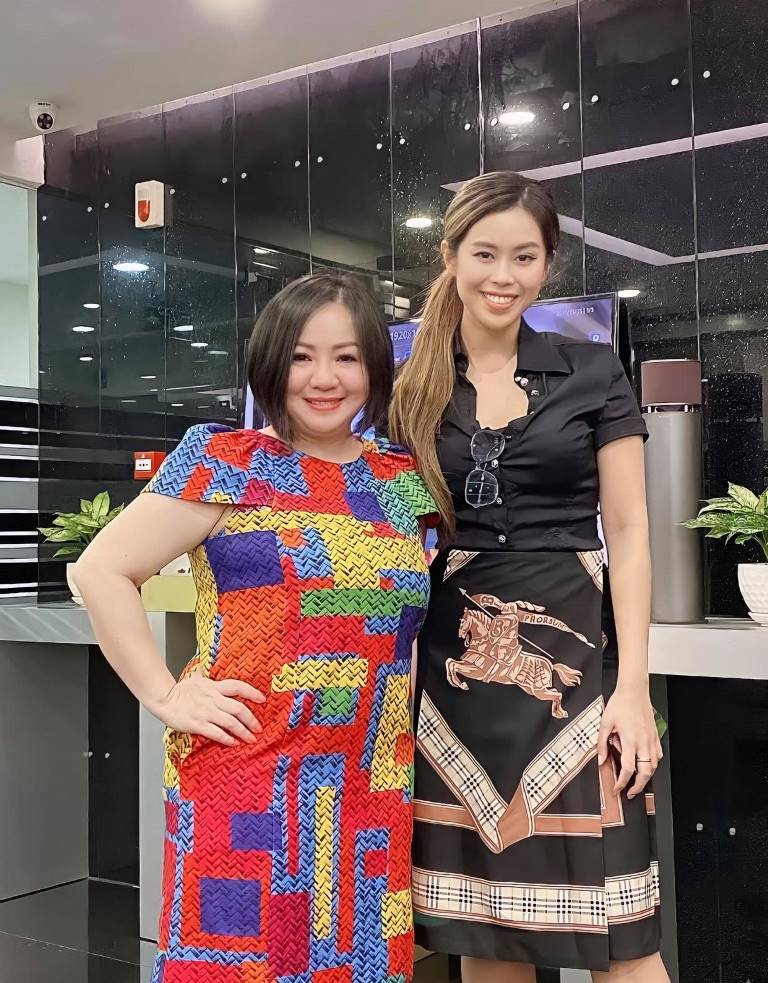 0. Madam Trang Le & Doanh nhân Tiên Nguyễn