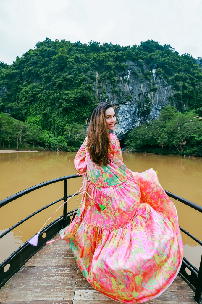Vu Hoang My - Fashion - Động Phong Nha - Outfit Adrian Anh Tuan valenciani - Photo Quỷ Cốc Tử 1