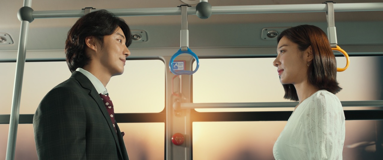 Chuyến xe bus định mệnh của Chang-soo và Ara lớn